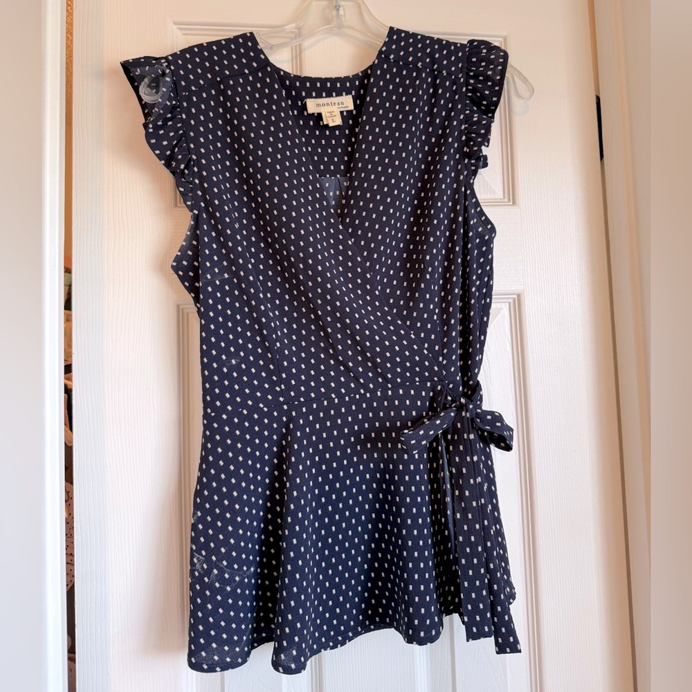 Fit flare blouse